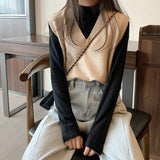 Autumn And Autumn 2026 New Tide Korean Version Of Loose Short-Sleeved Shoulder Clip Vest Wearing V-Neck Knitting Vest