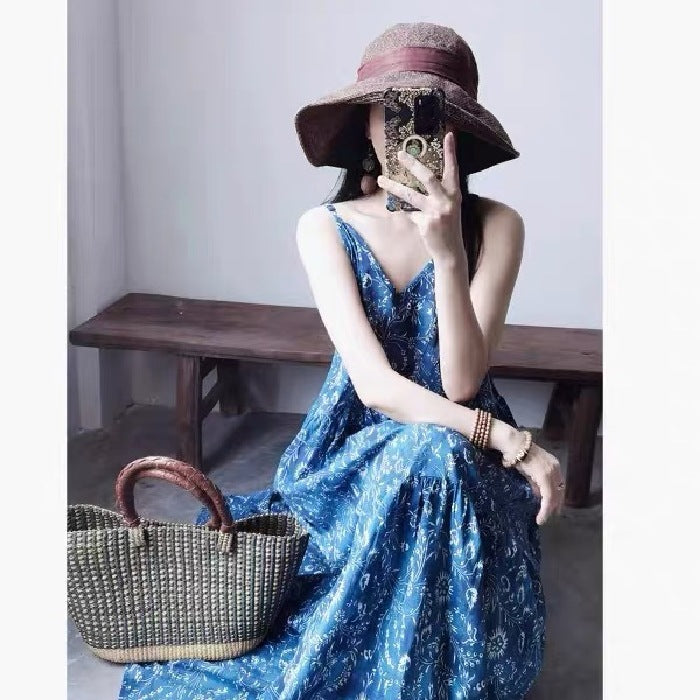 Super Nice And Beautiful Broken Flowers V Collar Dress Dress New Fresh Holiday Wind Sling Dress Summer