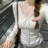 2026 Women's Autumn And Winter New Romantic Exquisite Lace Splicing V-Neck Bottoming Shirt Folded Jerseys Around The Waist