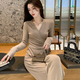 Great And Beautiful Autumn Dress A Complete Set Of Salt-Lined V-Neck Temperament Blouse Broad Leg Pants Sports Two Sets