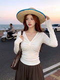 Korean High-End Kinesy V-Neck Thread Long-Sleeved T-Shirt Women's 2026 New Early Autumn Repair Bottom Shirt Top