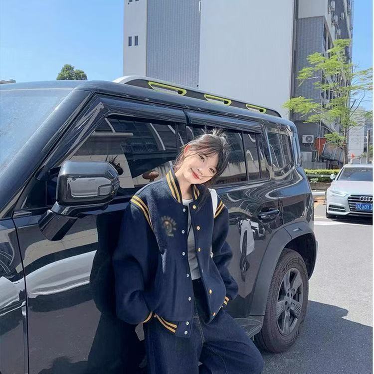 2026 Autumn And Winter New Coat Top Women Retro Embroidery Splicing Color Slim Thin Jacket Baseball Suit