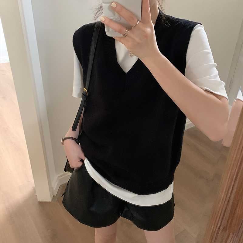 KANING Autumn New Folded Loose Retro Knitted Vest Women 2026 Autumn Dress Korean Version Of The Sweater Vest Women