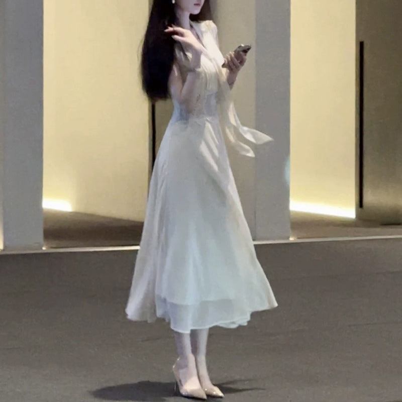 2 Versions Of The 2026 Summer Chiffon French V Tie With Large Skirt White Moon Dress Tide