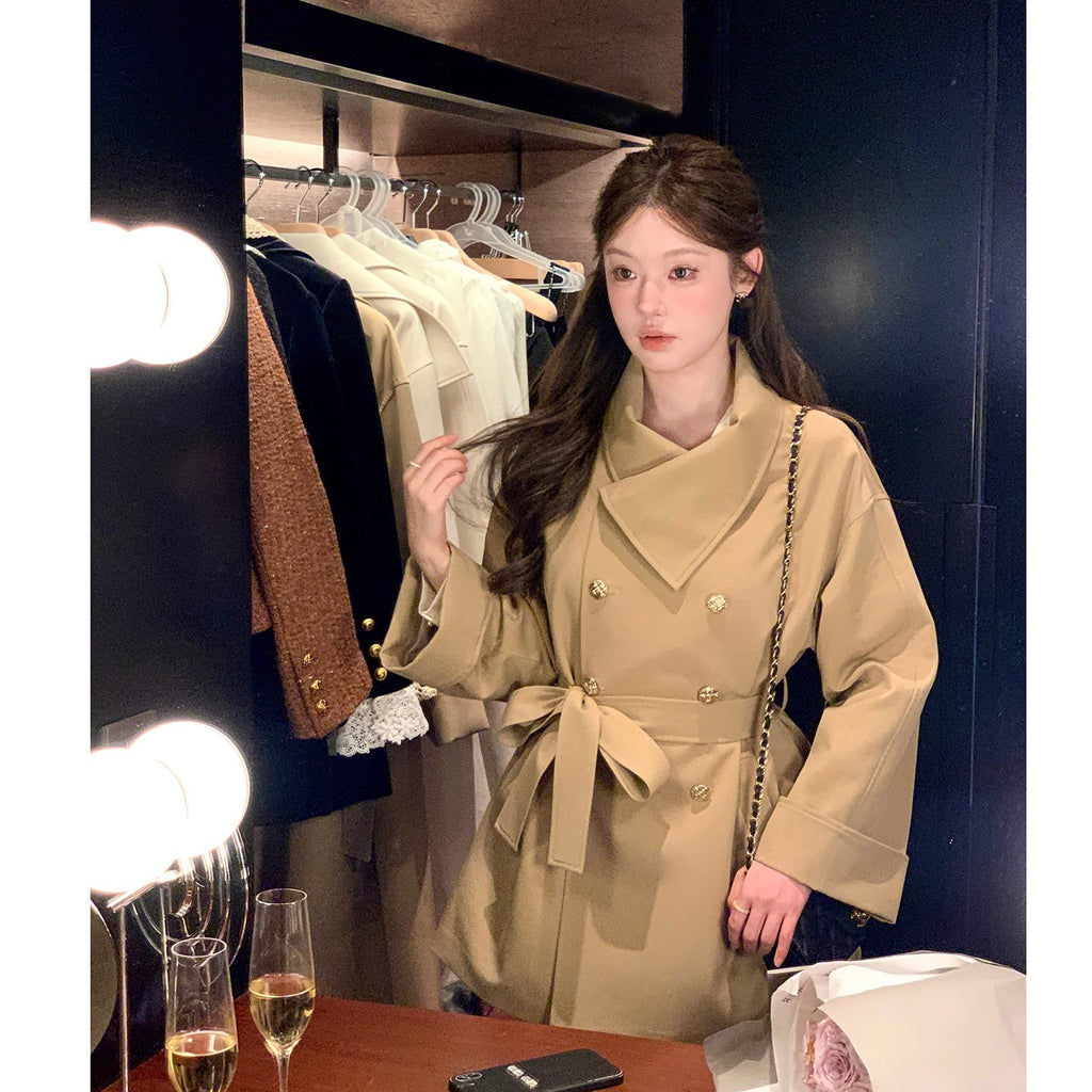 2025 High Wisdom Thousand Gold Feeling With The Belt Of The Long Wind Coat Tat Ika In The Waist Of The Woman's Huge Look Long Coat Autumn