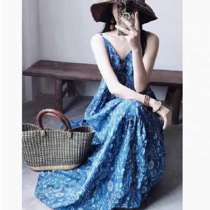 Super Nice And Beautiful Broken Flowers V Collar Dress Dress New Fresh Holiday Wind Sling Dress Summer