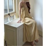 Southern Summer V-Necked Sling Dress Vacation Beach Dress 2026 Summer New High-Sense Skirt Tide