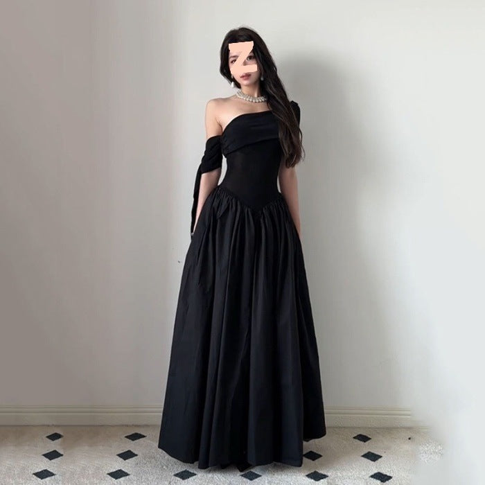 French Hepburn Wind Shoulder Fluttering Large Skirt Black Dress Women's New Thin Temperament Royal Sister