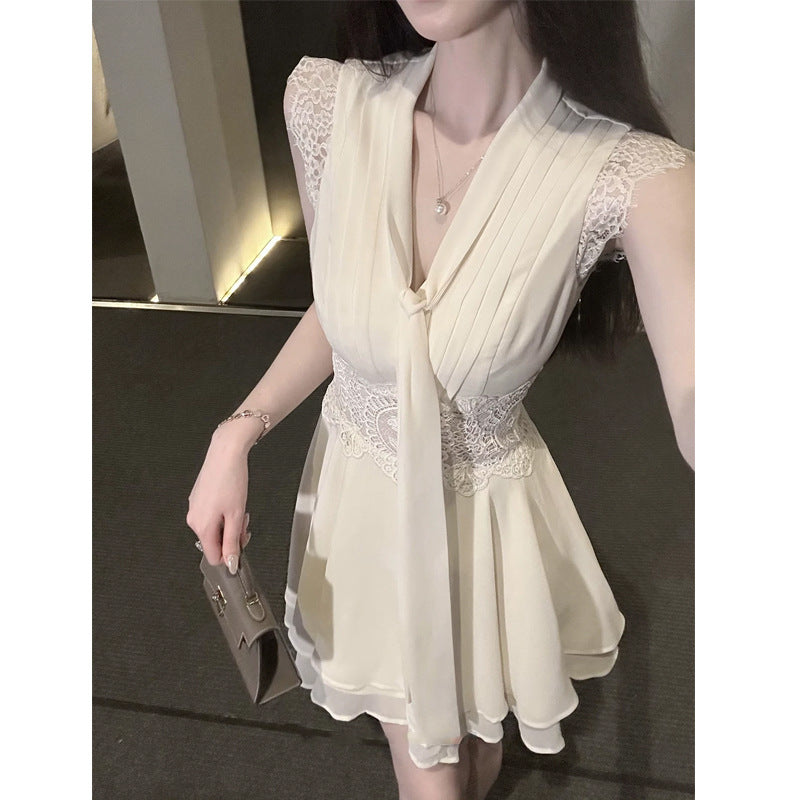 2 Versions Of The 2026 Summer Chiffon French V Tie With Large Skirt White Moon Dress Tide