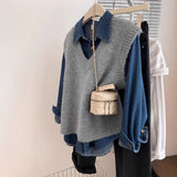 KANING Gray V-Neck Knitted Vest Women 2026 Autumn New Vest Folded With Horse Clip Loose Outer Wear