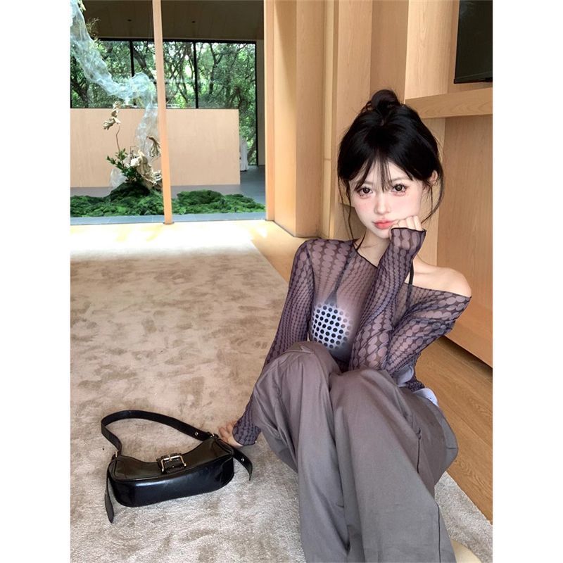 Fashion Design Feels The Shoulder Long-Sleeved T-Shirt Girl Summer New Slimming Inside The Folding Mesh Yarn Top