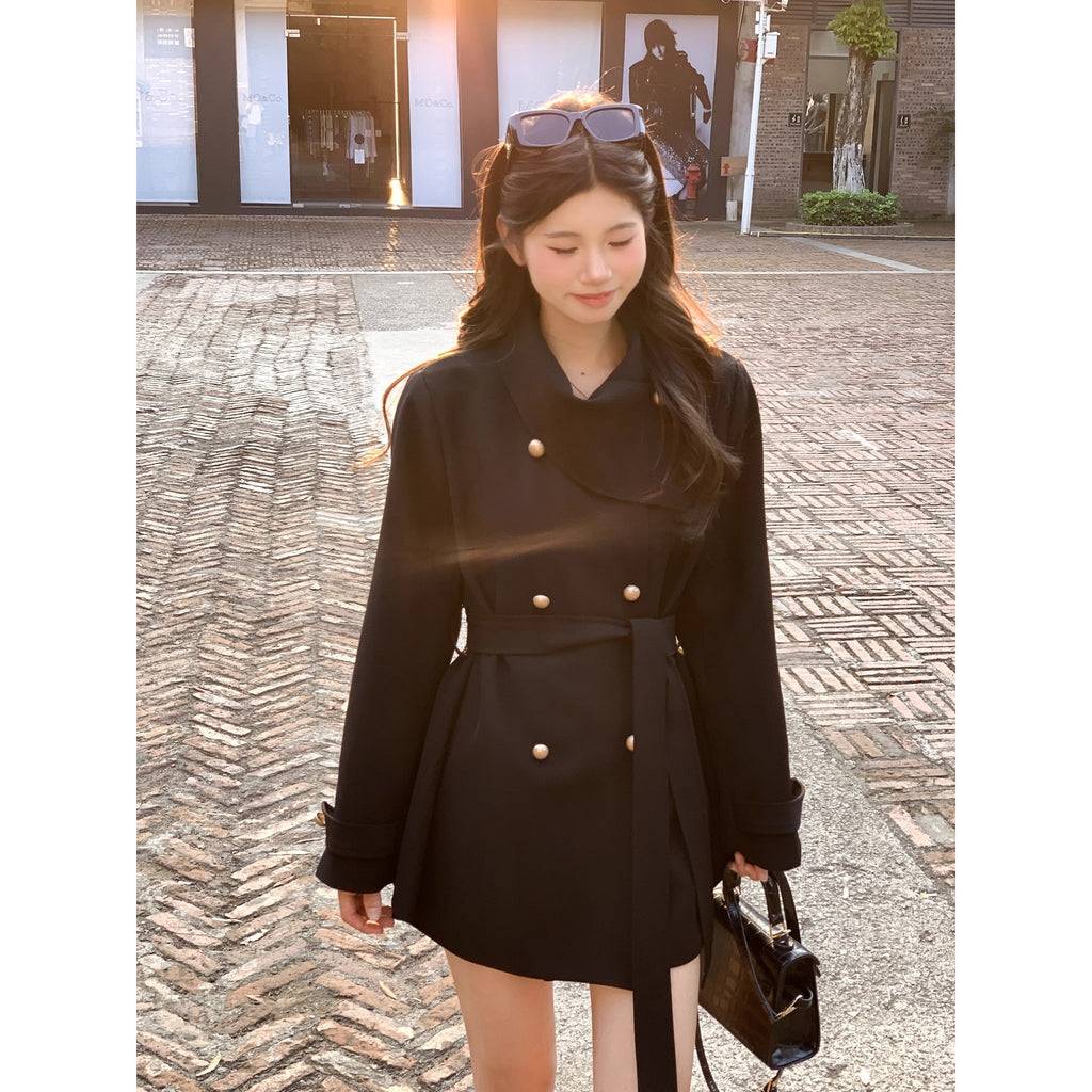 2025 High Wisdom Thousand Gold Feeling With The Belt Of The Long Wind Coat Tat Ika In The Waist Of The Woman's Huge Look Long Coat Autumn