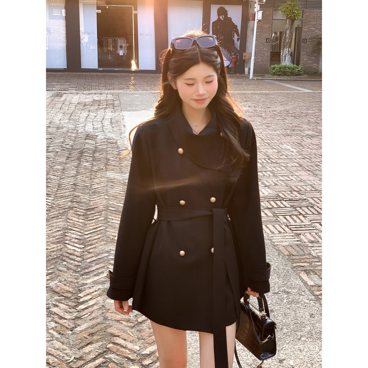 2025 High Wisdom Thousand Gold Feeling With The Belt Of The Long Wind Coat Tat Ika In The Waist Of The Woman's Huge Look Long Coat Autumn