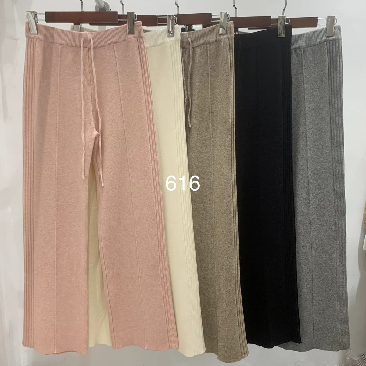 KANING Tight Waist Knitted Broad Leg Pants Women 2026 Autumn New High-Waist Design Feeling Solid Color Knitted Wool Trousers