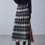 Vintage Lattice Japanese And Korean Foreign Single 2026 Autumn And Winter New Thin Temperament Fashion Half-High Collar Dress