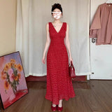 Seaside Holiday Temperament Red V-Necked Flower Sleeveless Dress Women's Summer 2025 New High-End Long Dress