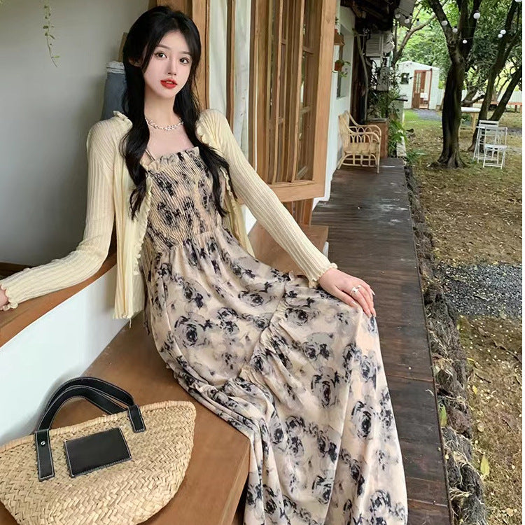 Temperament Stunning Sling Dress Summer 2025 New Holiday Style Super Xiansen Talling High-Rise Fasting Dress